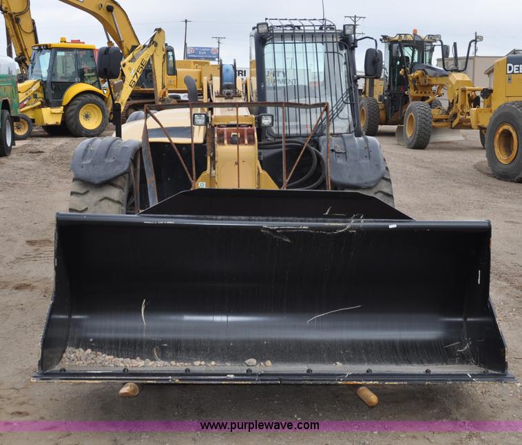 image for item G6192 2005 Caterpillar TH330B telehandler