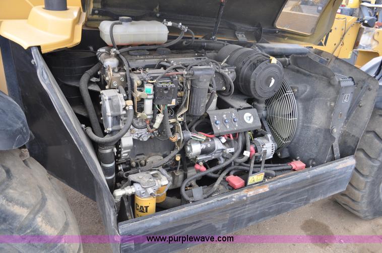 image for item G6192 2005 Caterpillar TH330B telehandler