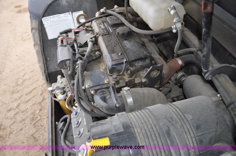 image for item G6192 2005 Caterpillar TH330B telehandler