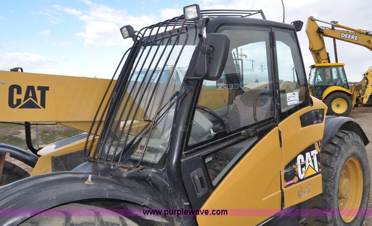 image for item G6192 2005 Caterpillar TH330B telehandler