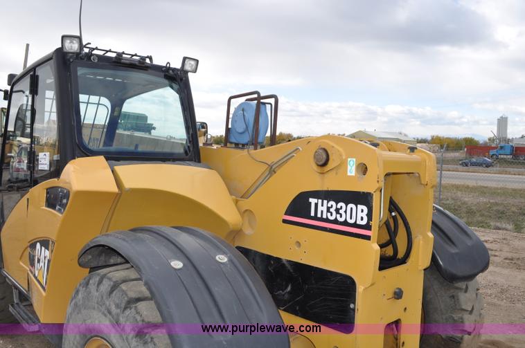 image for item G6192 2005 Caterpillar TH330B telehandler
