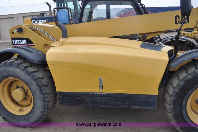 image for item G6192 2005 Caterpillar TH330B telehandler