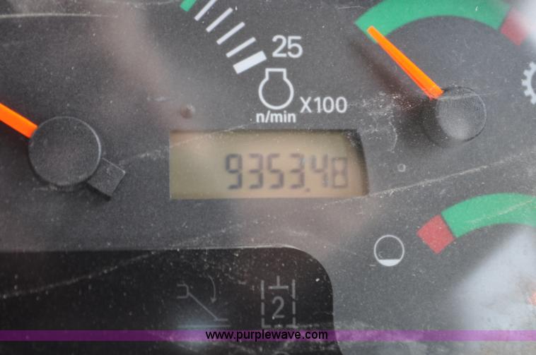 image for item G6192 2005 Caterpillar TH330B telehandler