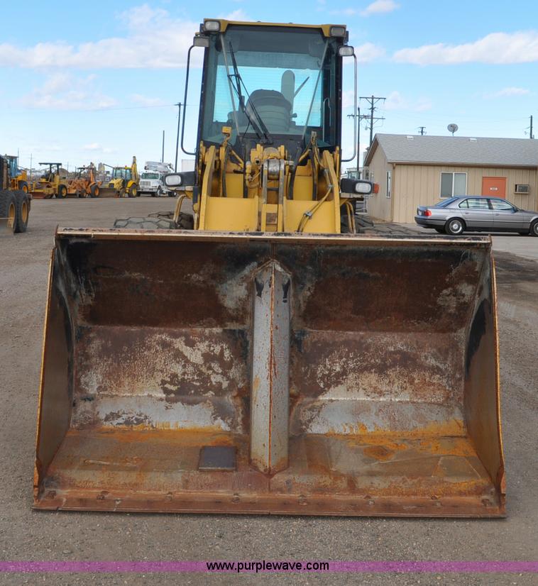 image for item G6194 2001 Caterpillar 928G wheel loader