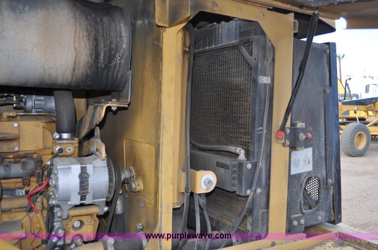 image for item G6194 2001 Caterpillar 928G wheel loader