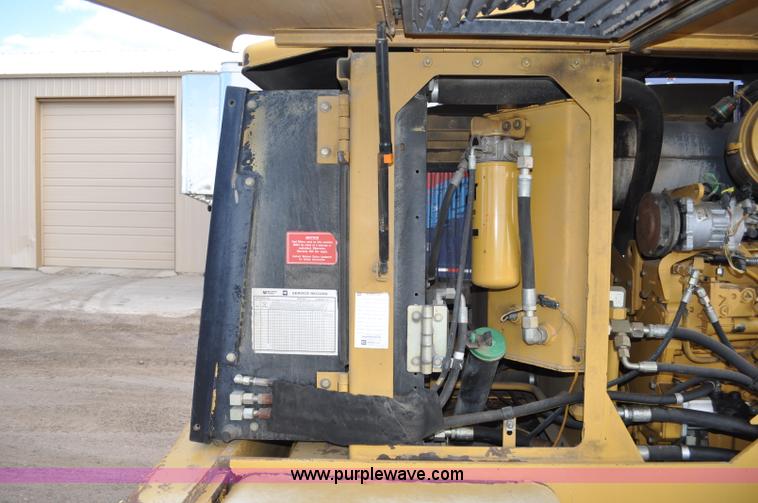 image for item G6194 2001 Caterpillar 928G wheel loader