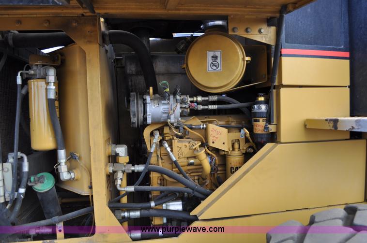 image for item G6194 2001 Caterpillar 928G wheel loader