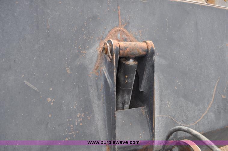 image for item G6194 2001 Caterpillar 928G wheel loader