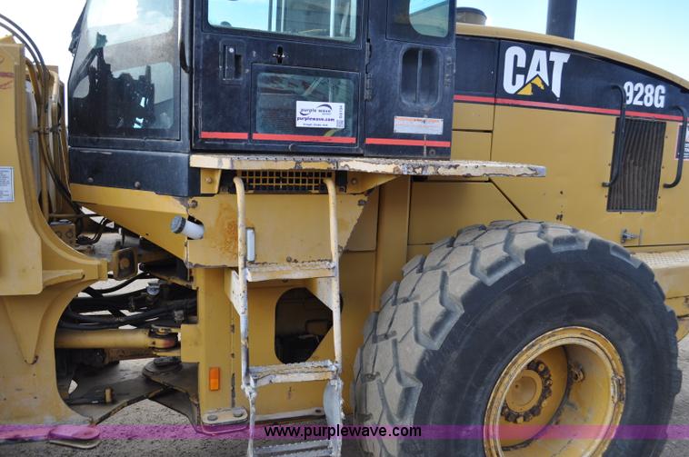 image for item G6194 2001 Caterpillar 928G wheel loader