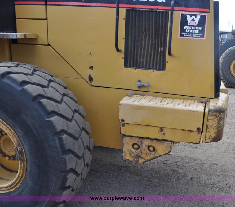 image for item G6194 2001 Caterpillar 928G wheel loader