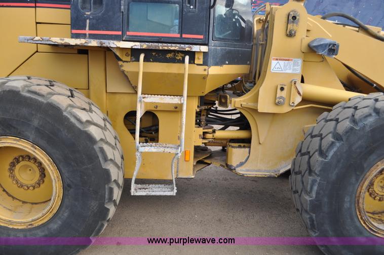 image for item G6194 2001 Caterpillar 928G wheel loader