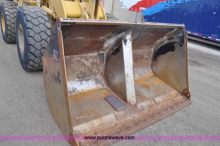 image for item G6194 2001 Caterpillar 928G wheel loader