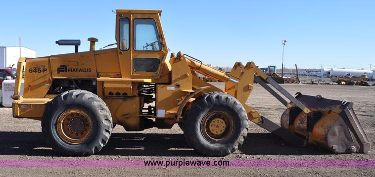 image for item G6345 1972 Fiat-Allis 645B wheel loader