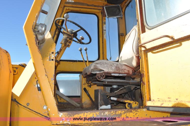 image for item G6345 1972 Fiat-Allis 645B wheel loader