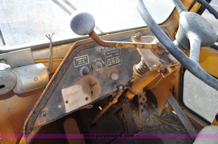 image for item G6345 1972 Fiat-Allis 645B wheel loader