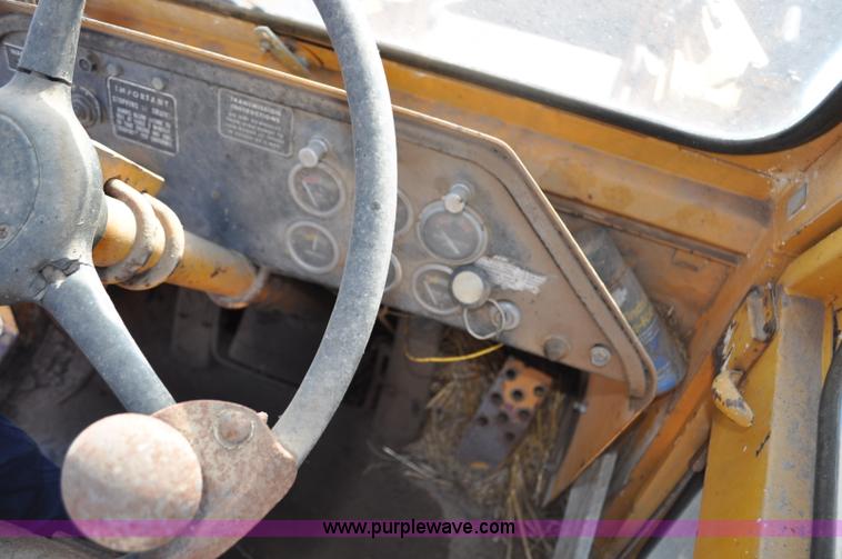 image for item G6345 1972 Fiat-Allis 645B wheel loader