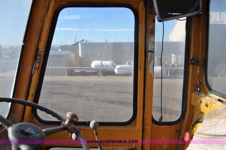 image for item G6345 1972 Fiat-Allis 645B wheel loader