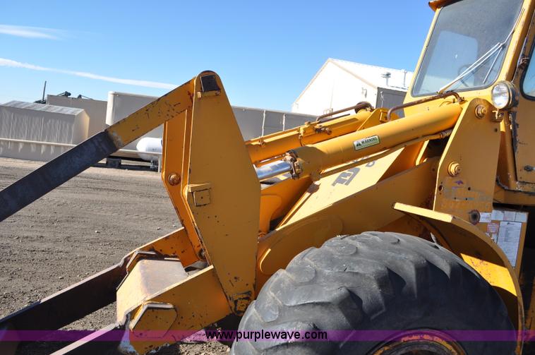 image for item G6345 1972 Fiat-Allis 645B wheel loader