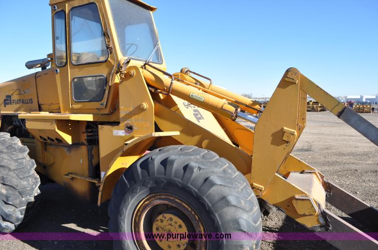 image for item G6345 1972 Fiat-Allis 645B wheel loader