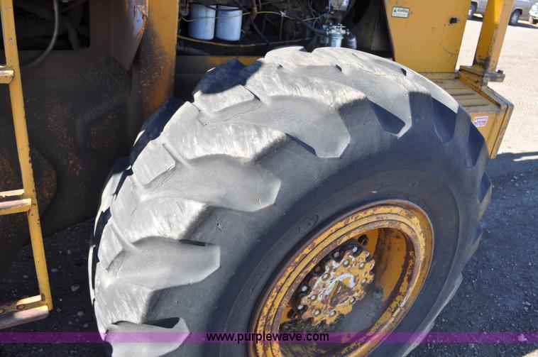 image for item G6345 1972 Fiat-Allis 645B wheel loader