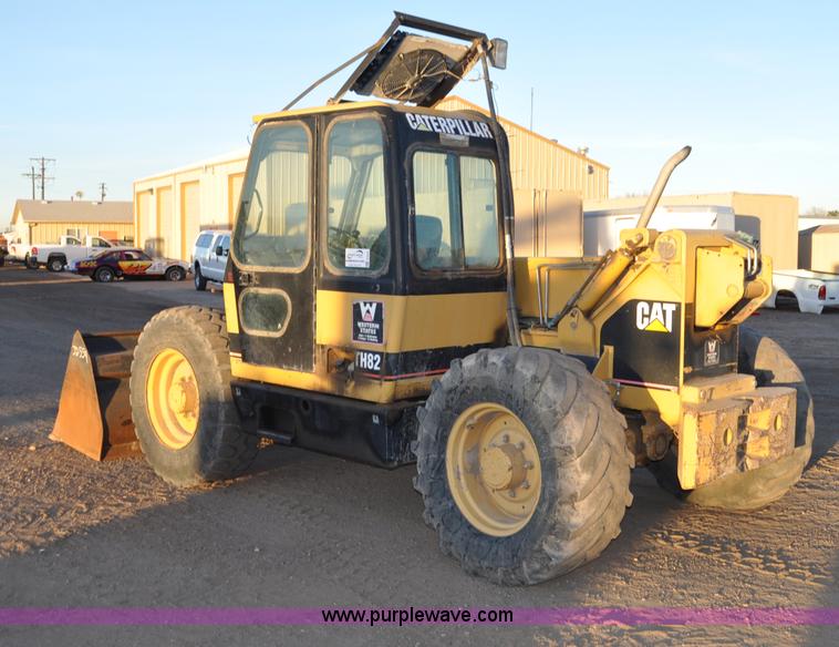 image for item G6347 1999 Caterpillar TH82 telehandler