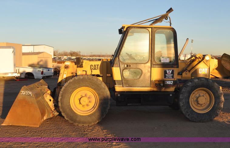 image for item G6347 1999 Caterpillar TH82 telehandler