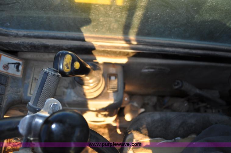 image for item G6347 1999 Caterpillar TH82 telehandler