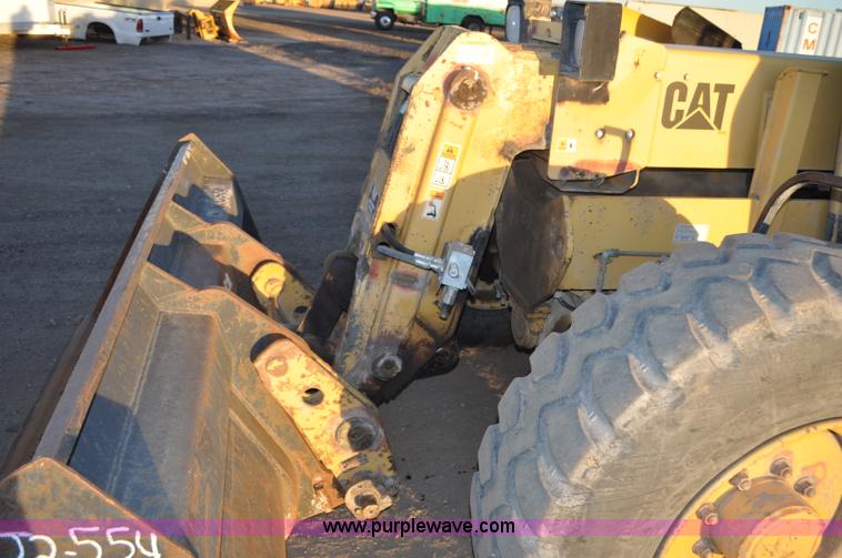 image for item G6347 1999 Caterpillar TH82 telehandler