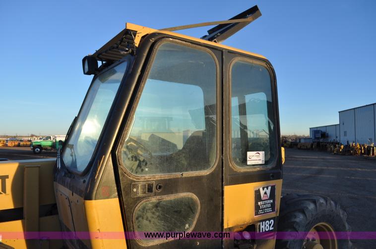 image for item G6347 1999 Caterpillar TH82 telehandler