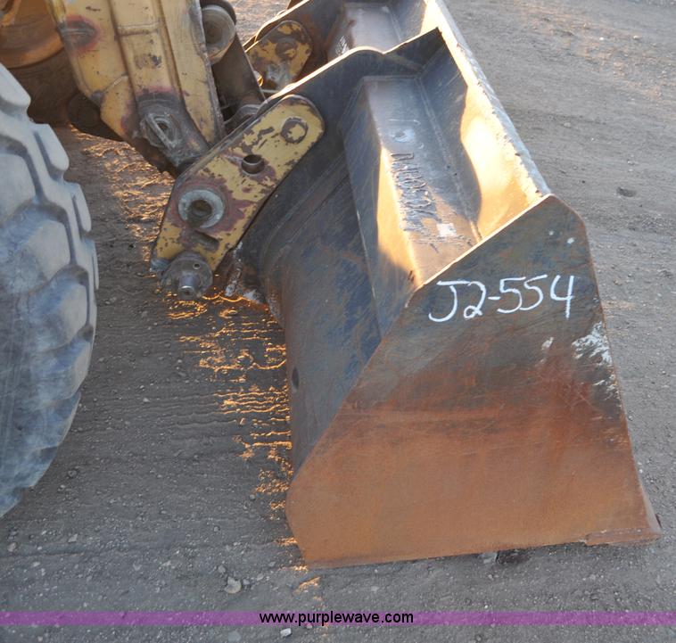 image for item G6347 1999 Caterpillar TH82 telehandler