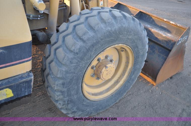 image for item G6347 1999 Caterpillar TH82 telehandler
