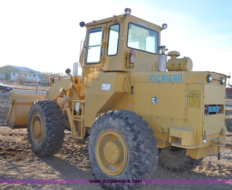 image for item G6348 1975 Michigan 45B wheel loader