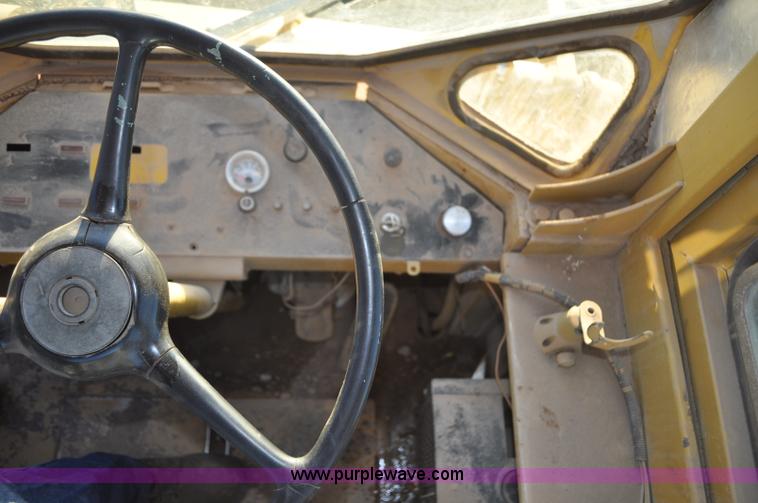 image for item G6348 1975 Michigan 45B wheel loader