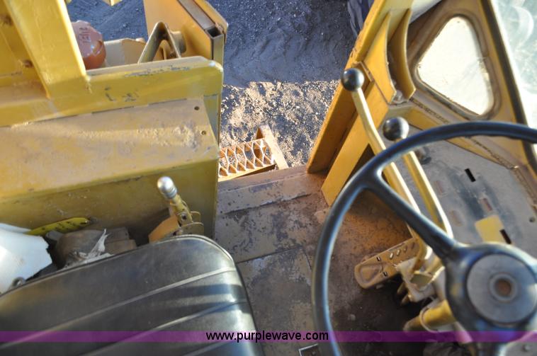 image for item G6348 1975 Michigan 45B wheel loader