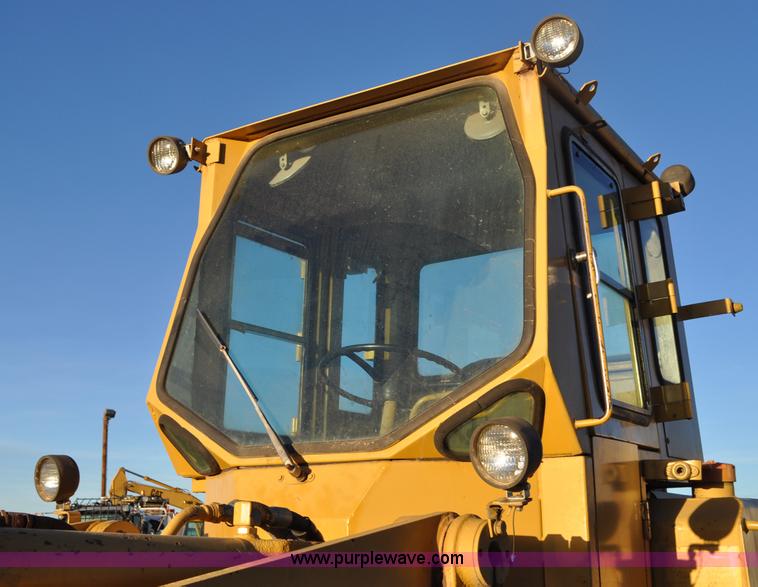 image for item G6348 1975 Michigan 45B wheel loader