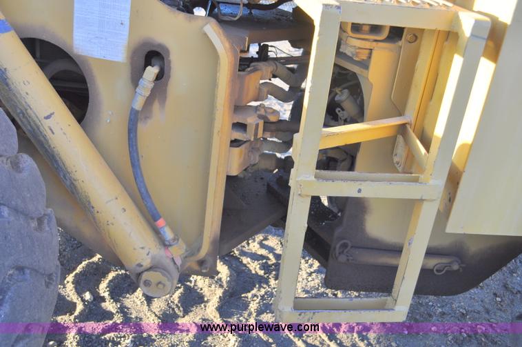 image for item G6348 1975 Michigan 45B wheel loader