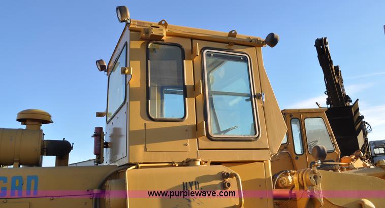 image for item G6348 1975 Michigan 45B wheel loader