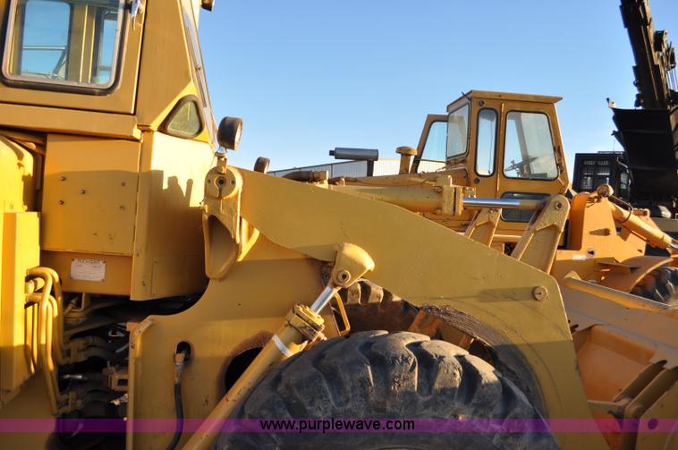 image for item G6348 1975 Michigan 45B wheel loader