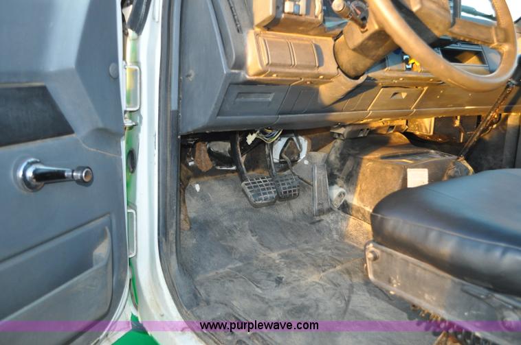 image for item G6350 1995 Chevrolet Kodiak fuel truck