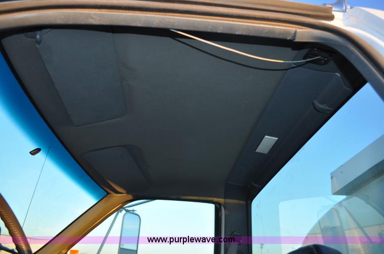 image for item G6350 1995 Chevrolet Kodiak fuel truck