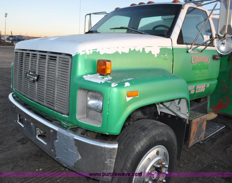 image for item G6350 1995 Chevrolet Kodiak fuel truck