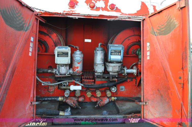 image for item G6350 1995 Chevrolet Kodiak fuel truck