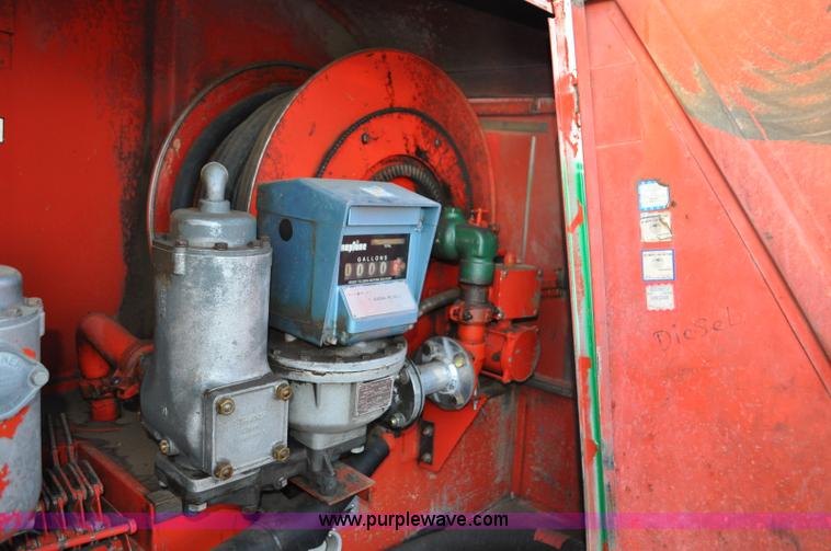 image for item G6350 1995 Chevrolet Kodiak fuel truck