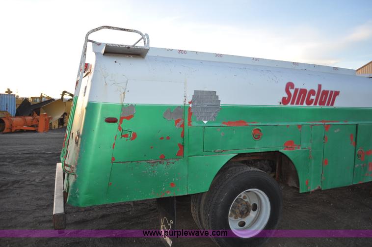 image for item G6350 1995 Chevrolet Kodiak fuel truck