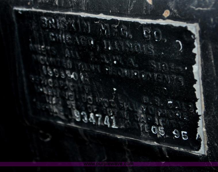 image for item G6350 1995 Chevrolet Kodiak fuel truck