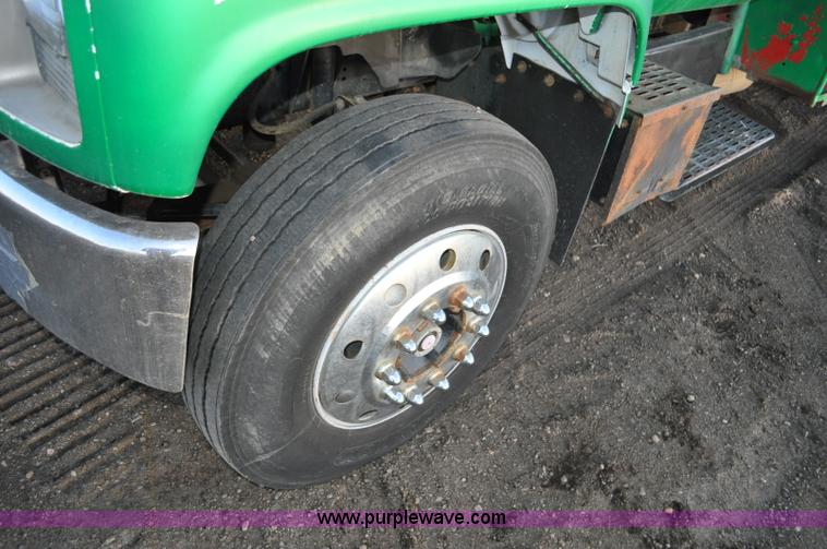 image for item G6350 1995 Chevrolet Kodiak fuel truck