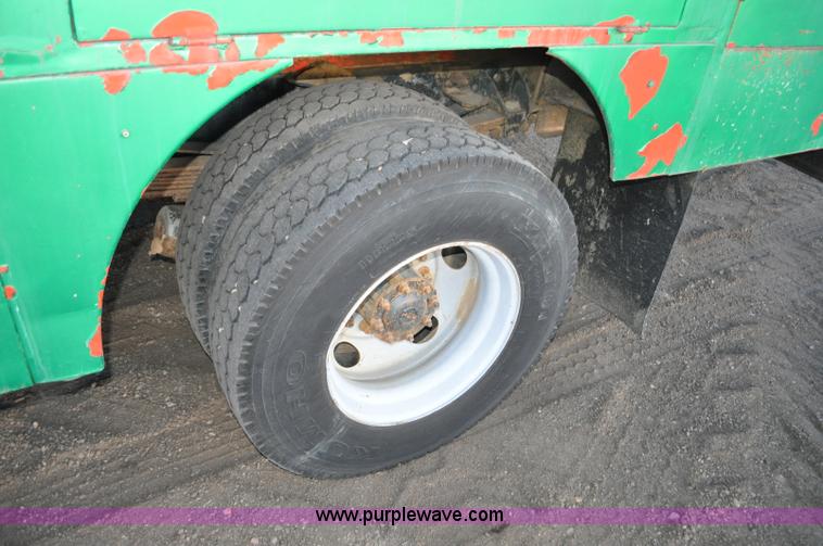 image for item G6350 1995 Chevrolet Kodiak fuel truck