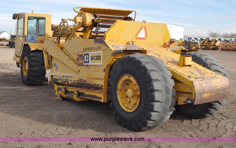 image for item G6351 1977 Caterpillar 613B elevating scraper