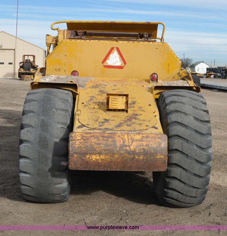 image for item G6351 1977 Caterpillar 613B elevating scraper