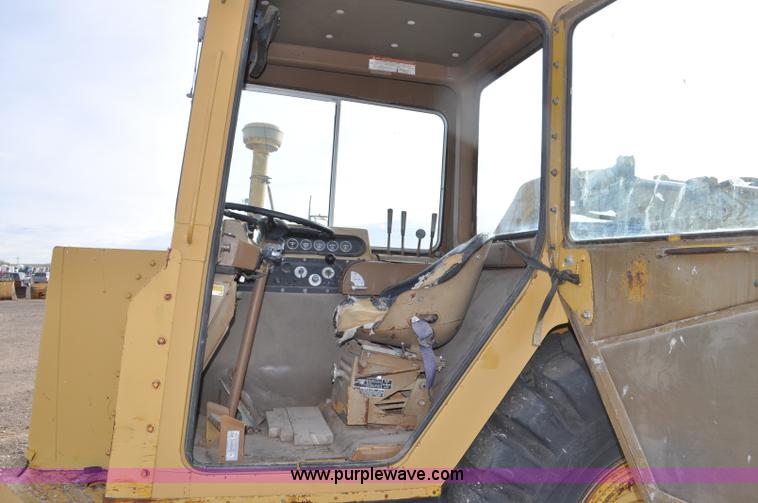image for item G6351 1977 Caterpillar 613B elevating scraper